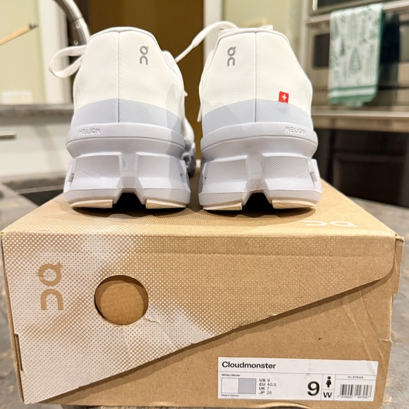 Cloudmonster - Picture 2 of 9